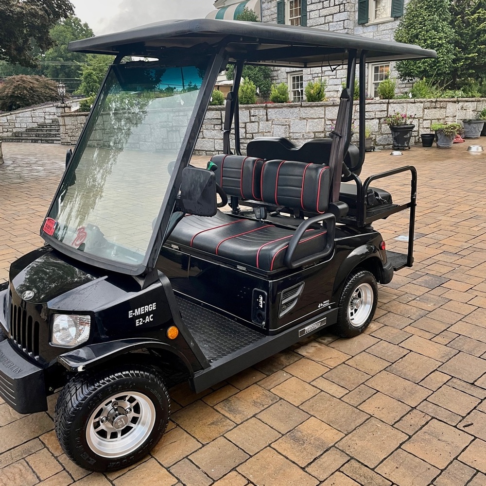 Tomberlin emerge e2-ac electric golf cart